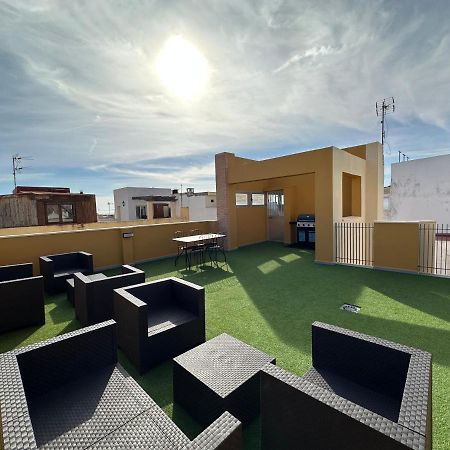 Central Apartment With Patio By Wayra Tarifa Exterior foto